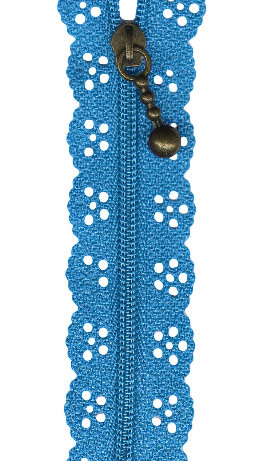 Big Lacie Zipper 12in - TURQUOISE