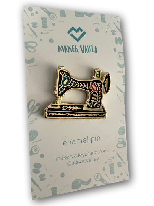 Vintage Sewing Machine Black Enamel Pin , quilting and needlework