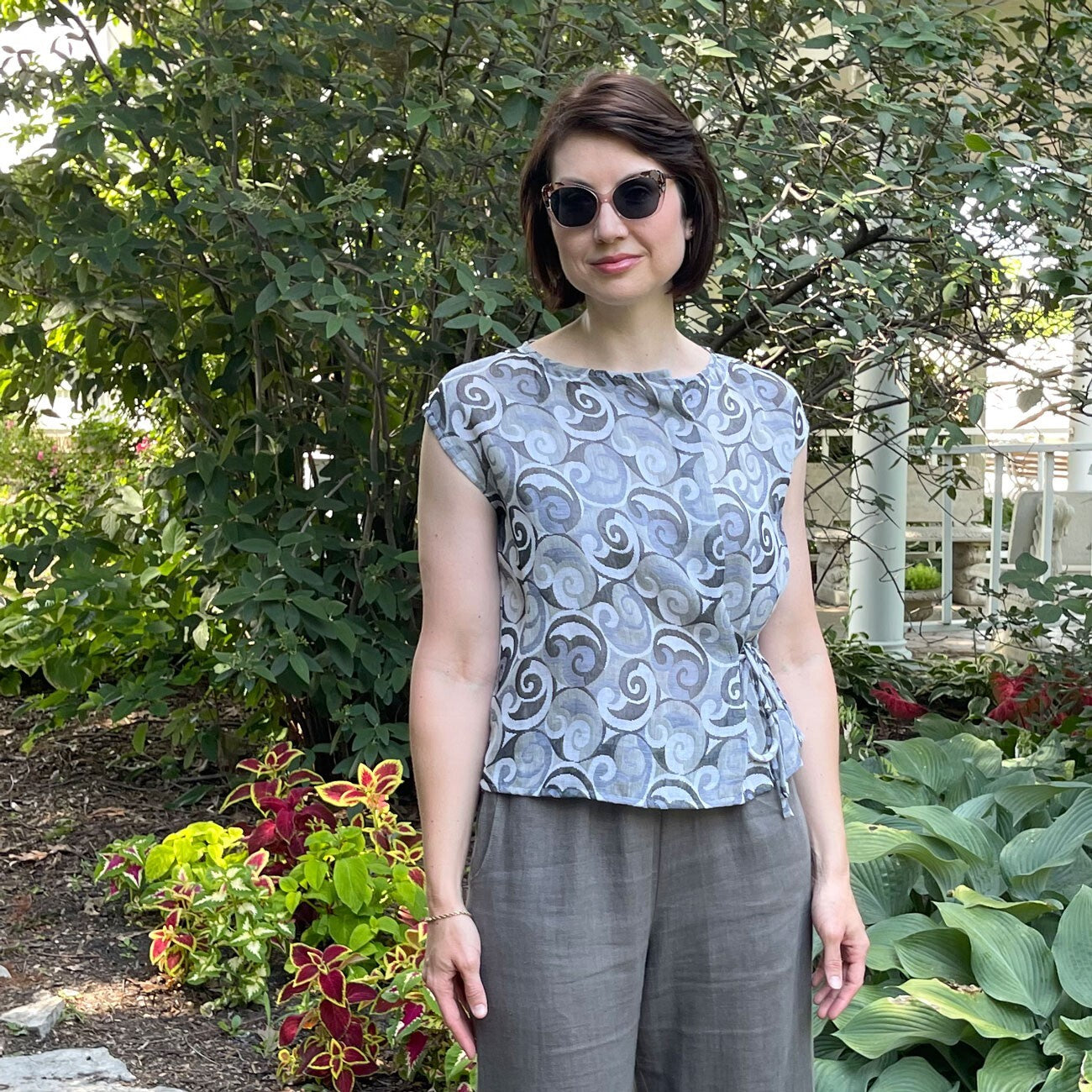 Gardenia Dress & Blouse Pattern , quilting and craft projects