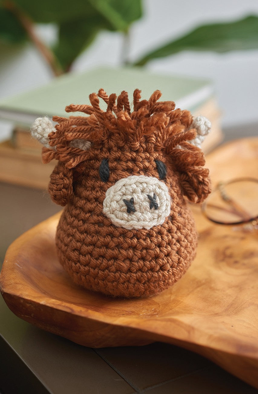 Highland Cows Crochet Book – book preview 1