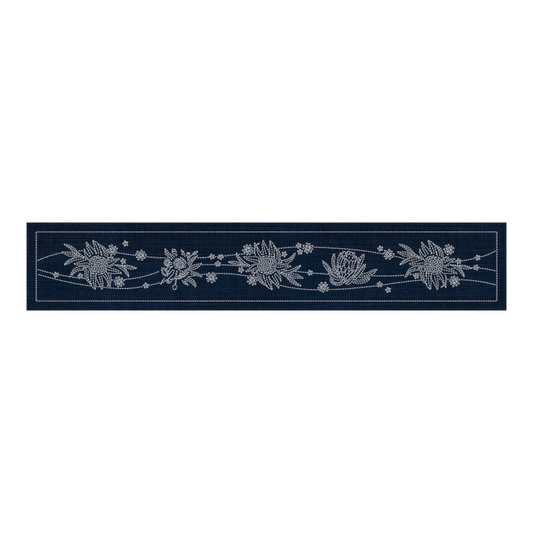 Sashiko Australia Native Flowers 5 Runner INDIGO , piecing and stitching