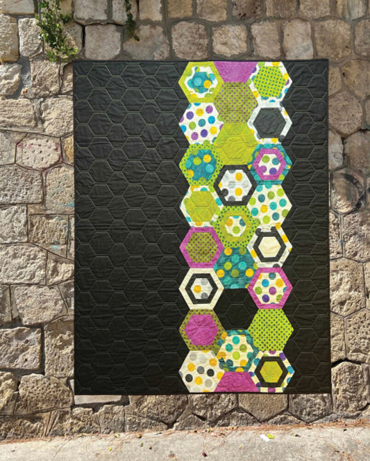 Hexagon Alley Quilt Pattern , quilting and craft projects