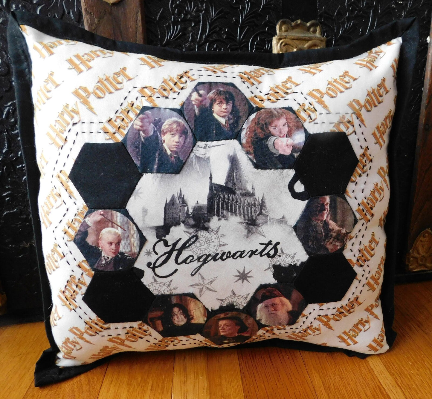 Hexagon Frame Pillow Pattern , quilting and craft projects