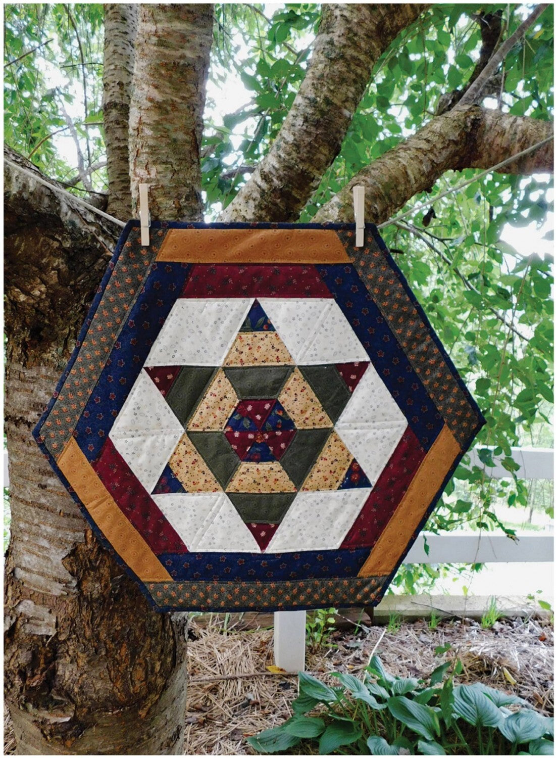 Diamond Delight Table Topper Pattern , quilting and craft projects