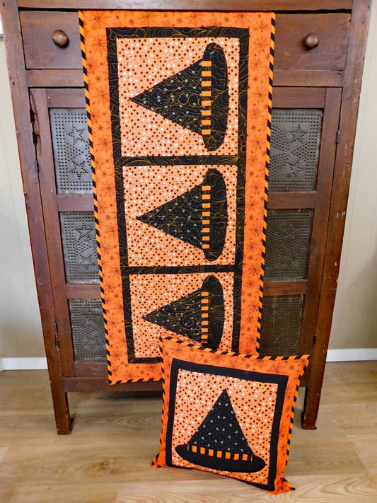 Which Witch? Runner and Pillow Pattern , quilting and craft projects