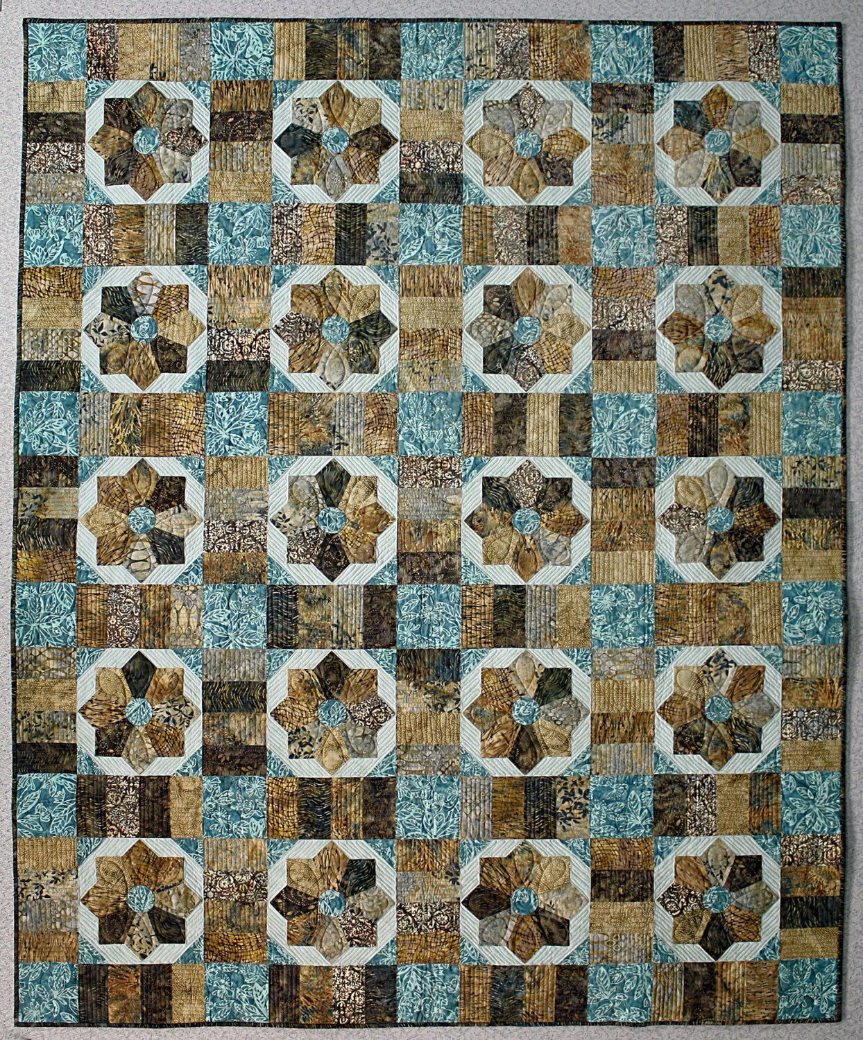 Surf and Sand Quilt Pattern by Penny Haren , sewing and fabric marking