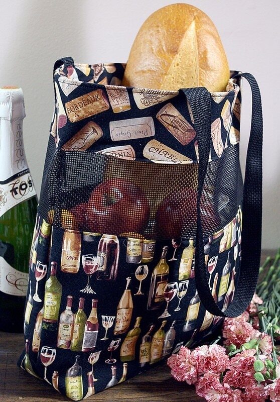 Vinyl Mesh Market Bag Pattern for bag making, sewing and craft projects