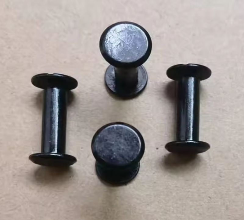 Chicago Screws 5 mm - Gunmetal 10pk sewing and quilting product