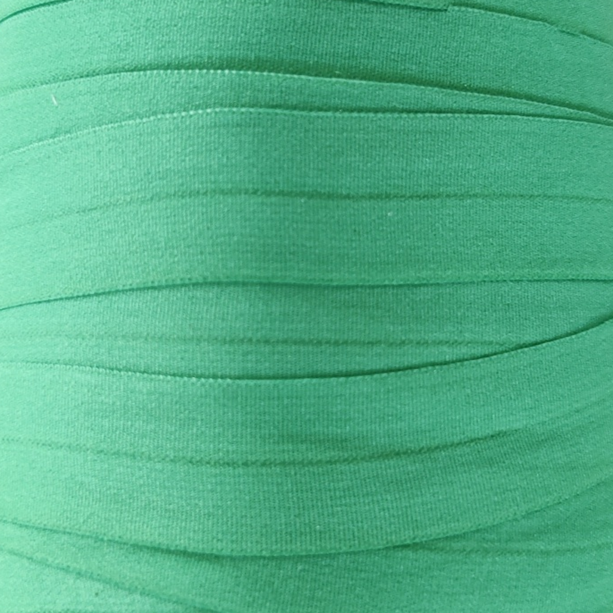 Fold Over Elastic 20 mm Matte - Medium Green for garments, sewing and bag making projects