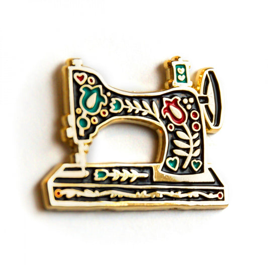 Vintage Sewing Machine Black Enamel Pin , quilting and needlework