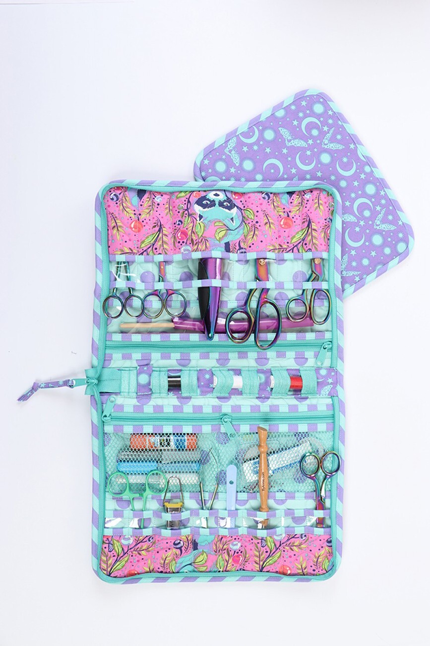 Running With Scissors Pattern , quilting and fabric cutting