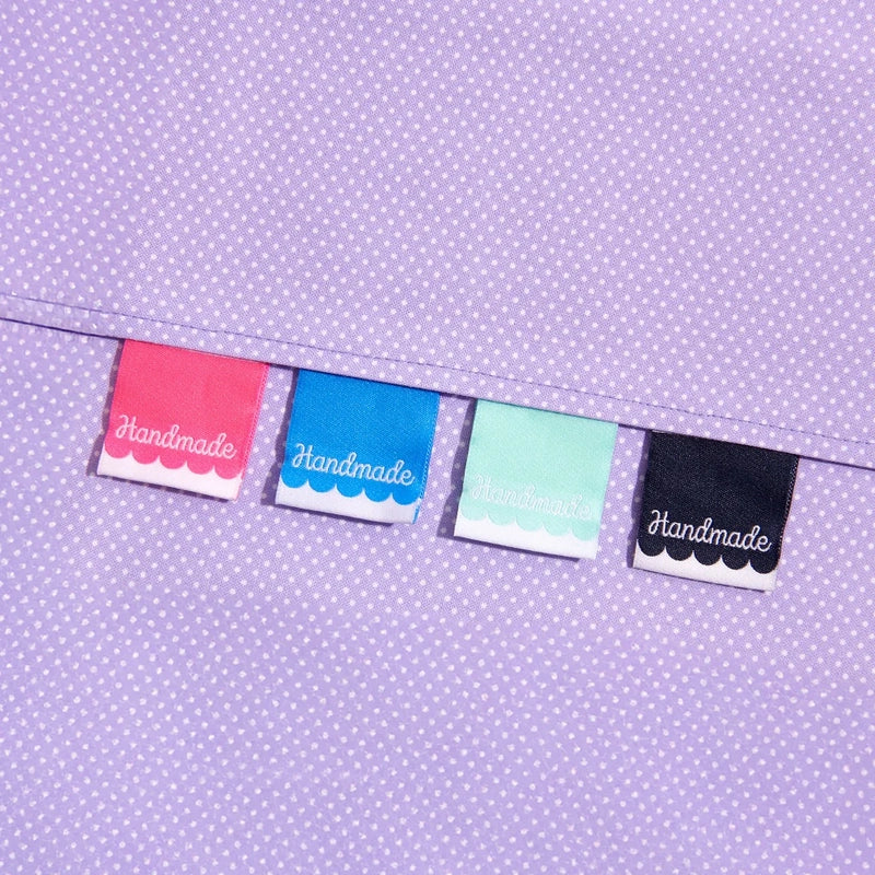 SOHMO Sew-in Labels - Handmade Script Scallop sewing and quilting product
