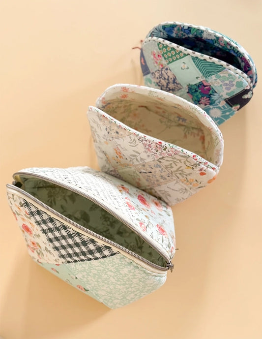 Criss Cross Pouch Set Pattern , quilting and craft projects