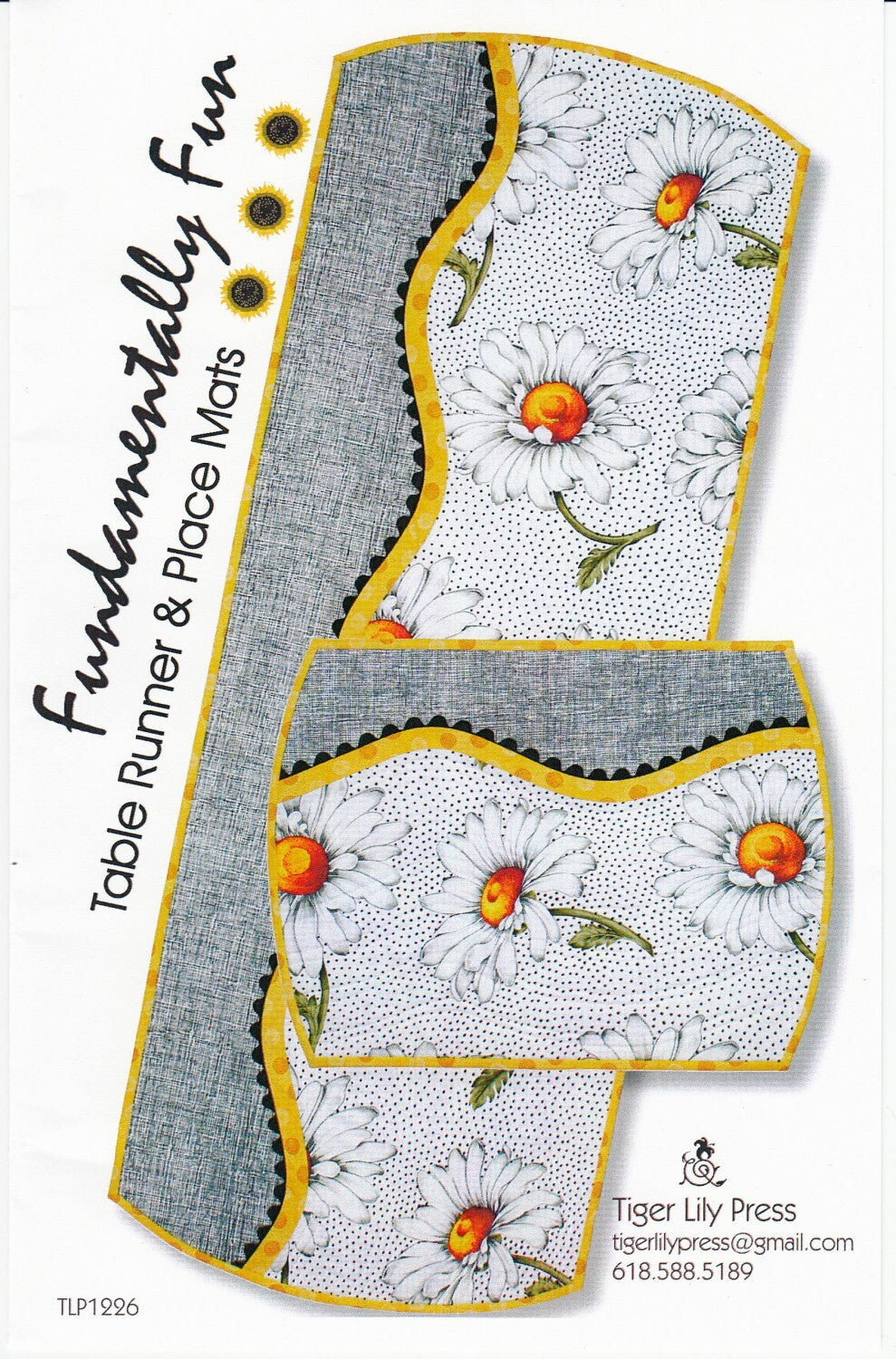 Fundamentally Fun Table Runner & Place Mats Pattern , quilting and craft projects