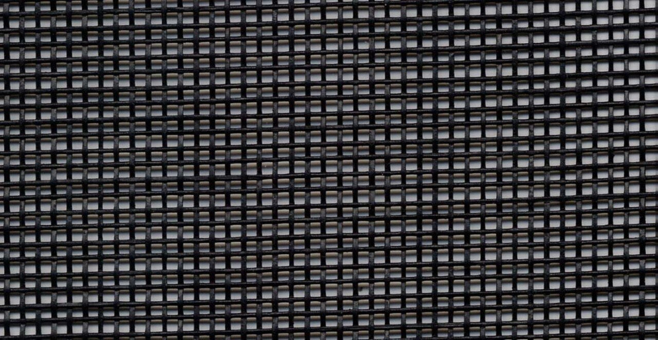Vinyl Mesh - Black (36 x 457 mm) for bag making, sewing and craft projects