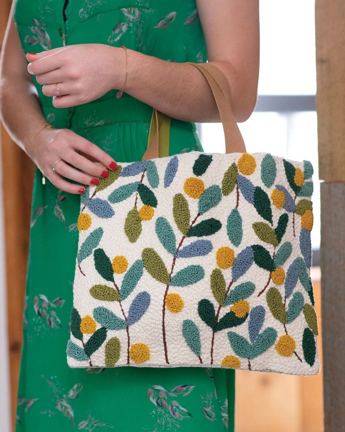Beginner's Guide to Punch Needle Projects - Everything Fabric