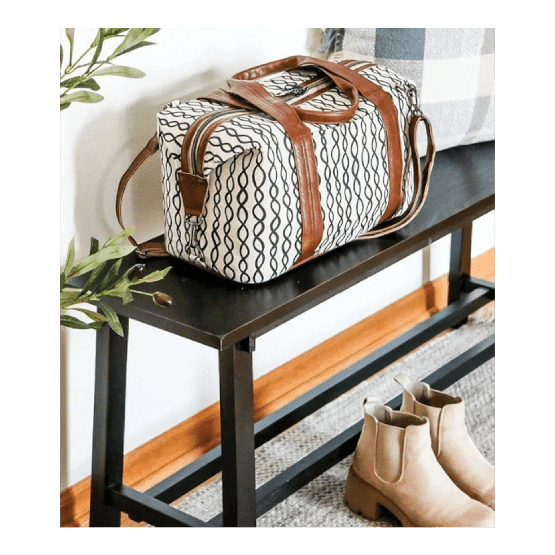 Essential Bag Making Reference Tool Book - Everything Fabric