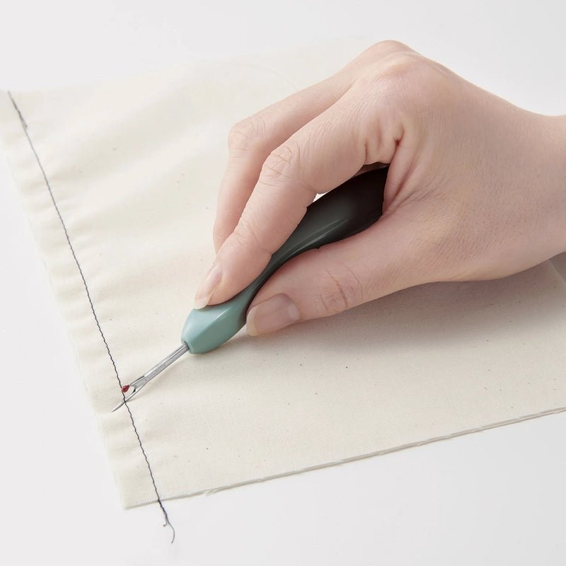 Grip Fit Seam Ripper - Everything Fabric