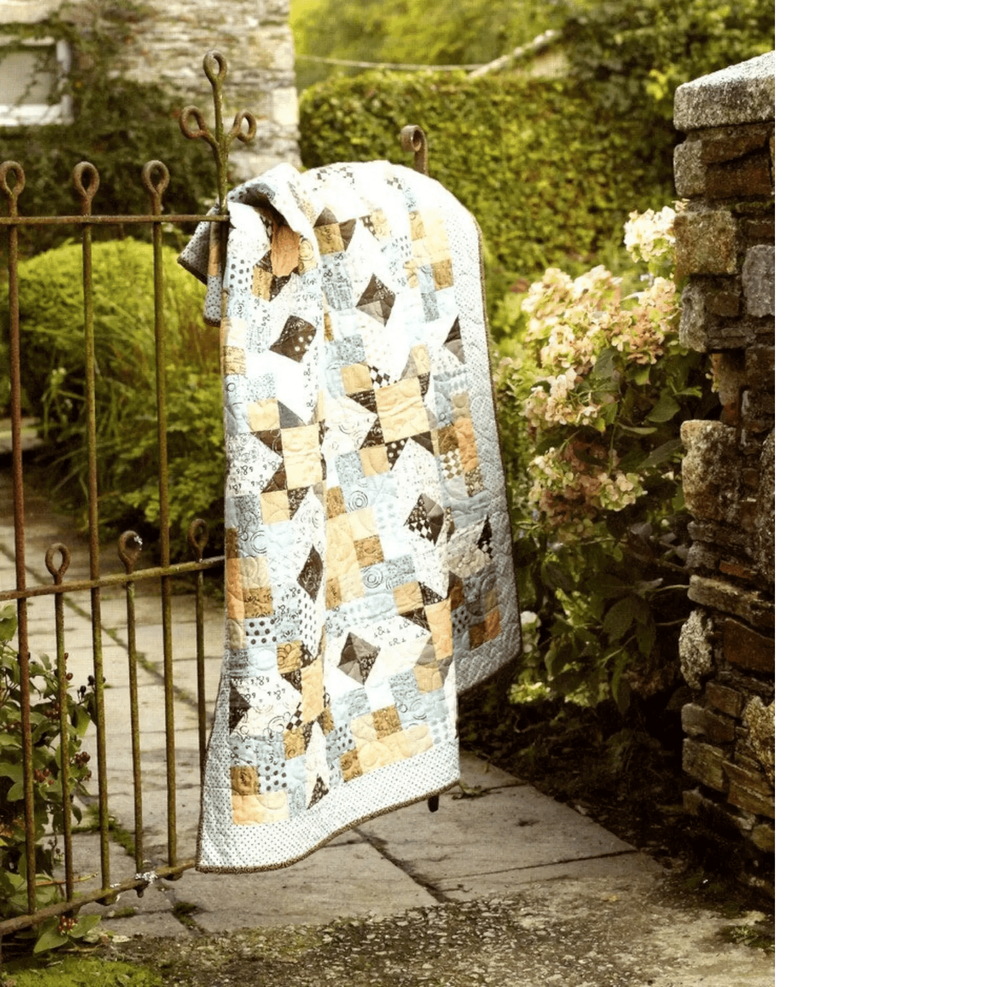 Jelly Roll Sampler Quilts Book - Everything Fabric