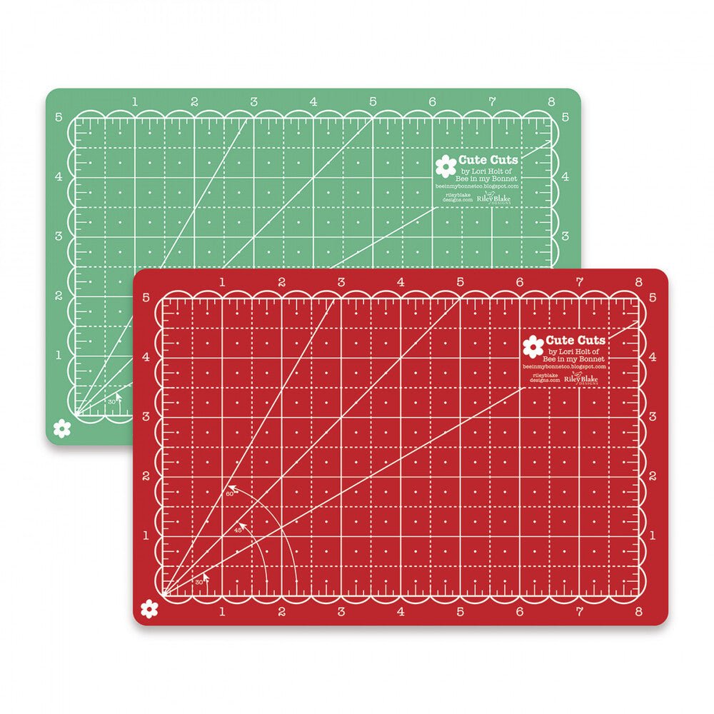 Lori Holt Cute Cuts Cutting Mat - 5 in x 8 in - Everything Fabric