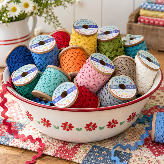 Lori Holt | Vintage Ric Rac - 3/8in | Cottage Collection