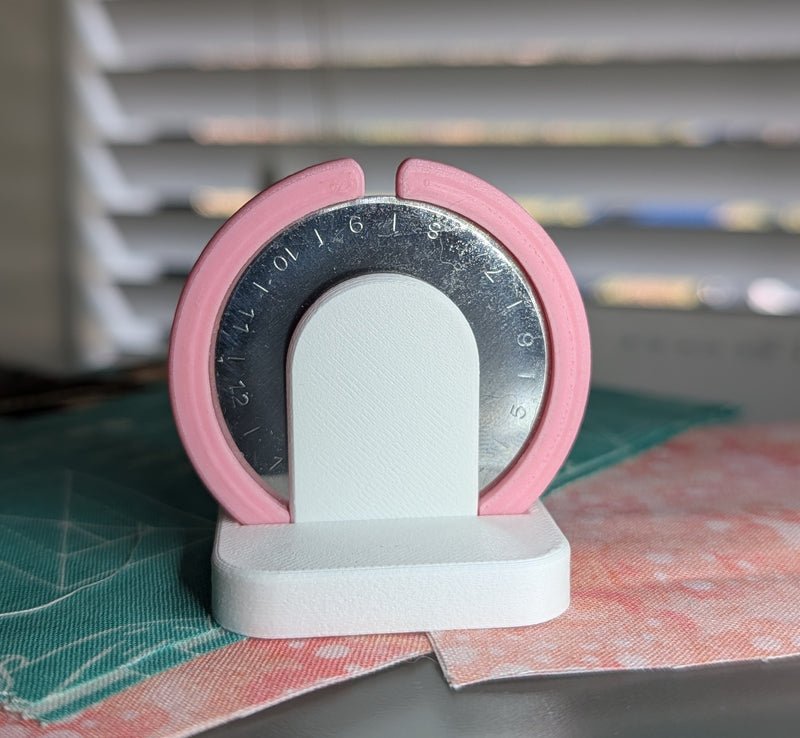 Mini Slicer - Pink - Everything Fabric