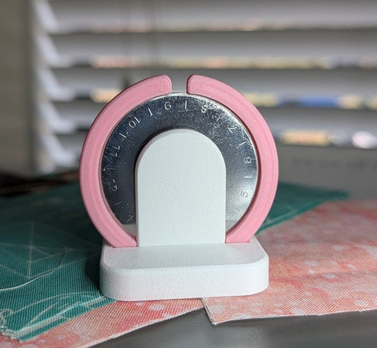 Mini Slicer - Pink - Everything Fabric