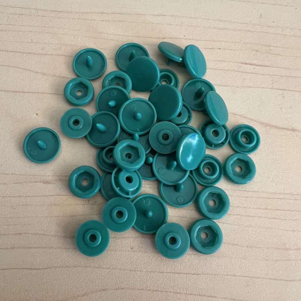 Plastic Kam Snap Buttons 11 mm - Jade - Everything Fabric