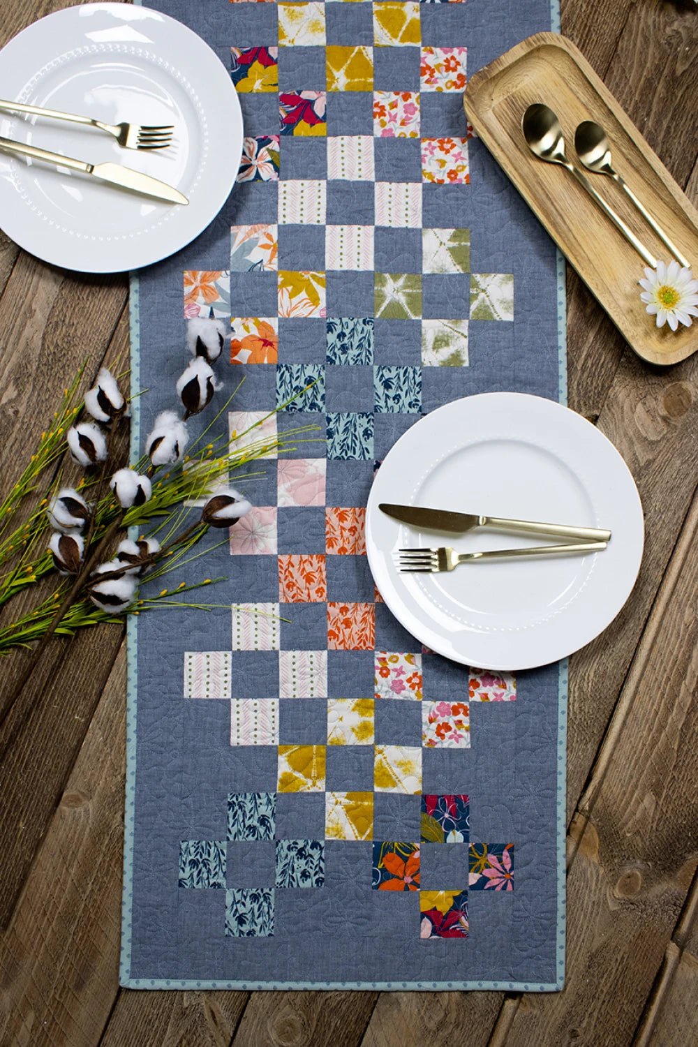 Plus One Table Runner Pattern - Everything Fabric
