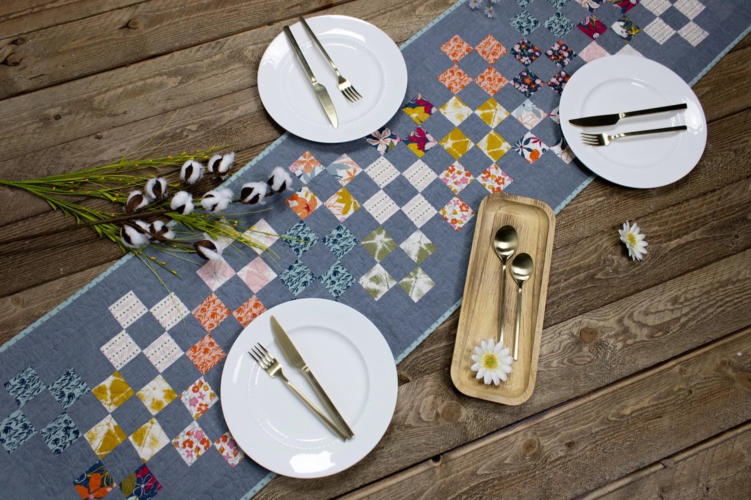 Plus One Table Runner Pattern - Everything Fabric