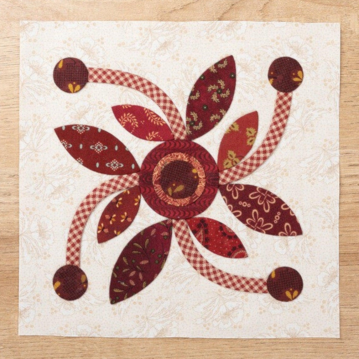 Simply Successful Applique Handy Pocket Guide - Everything Fabric