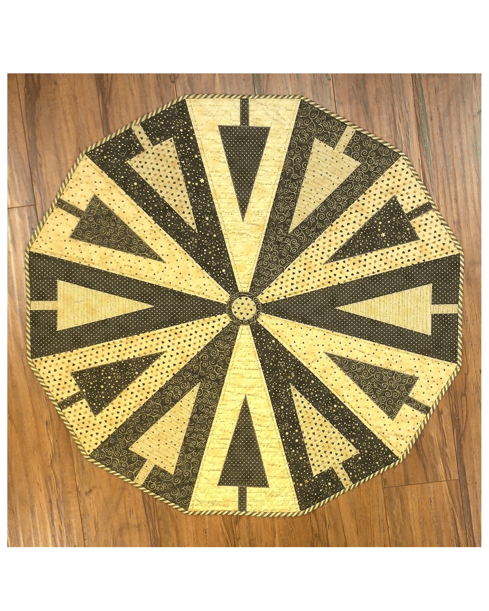 Triangle Tree Table Topper Pattern - Everything Fabric