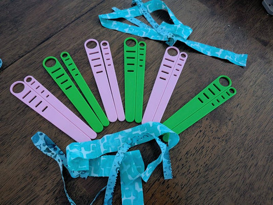 Weaving Needles - Pink or Lime - Everything Fabric