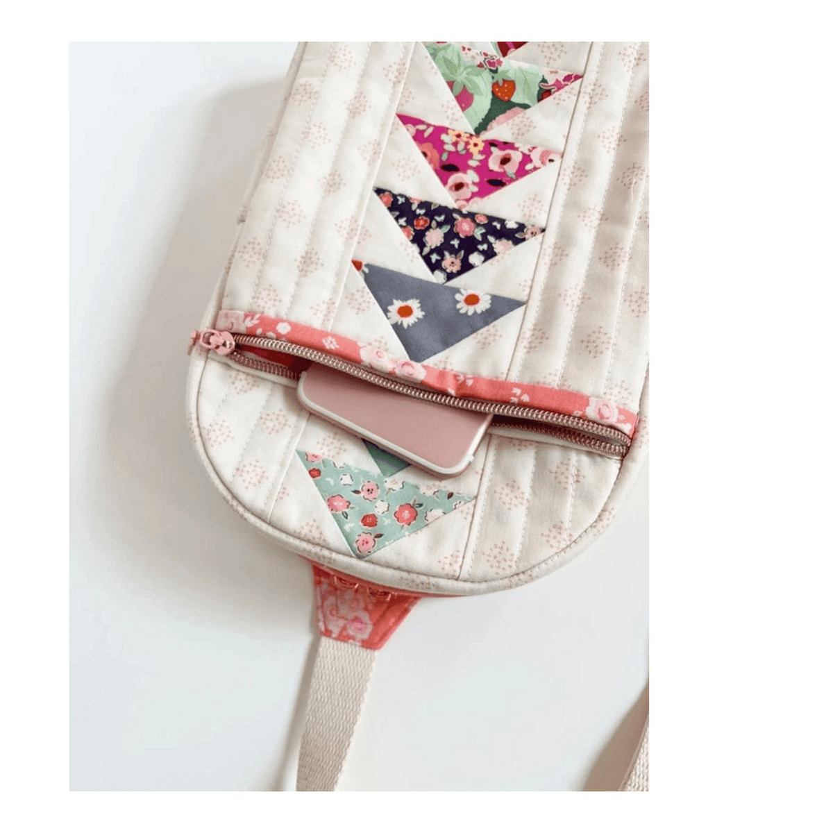 Weekend Sling Bag Pattern - Everything Fabric